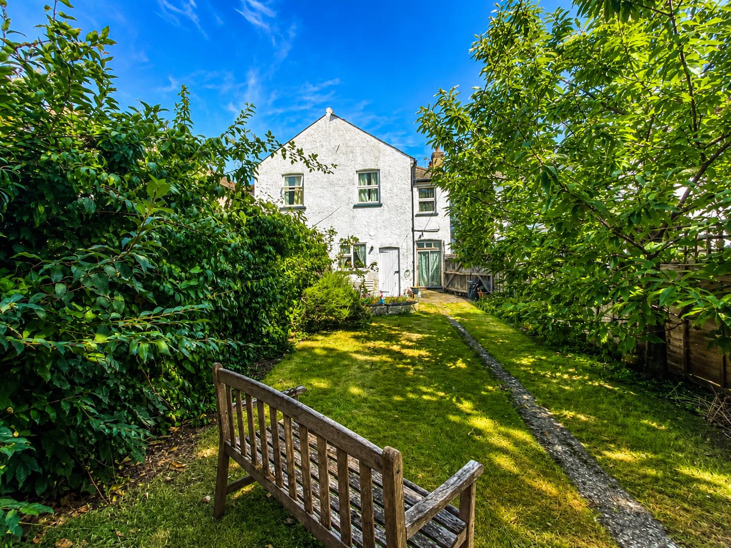 3 bed property in Gordon Road, Carshalton
